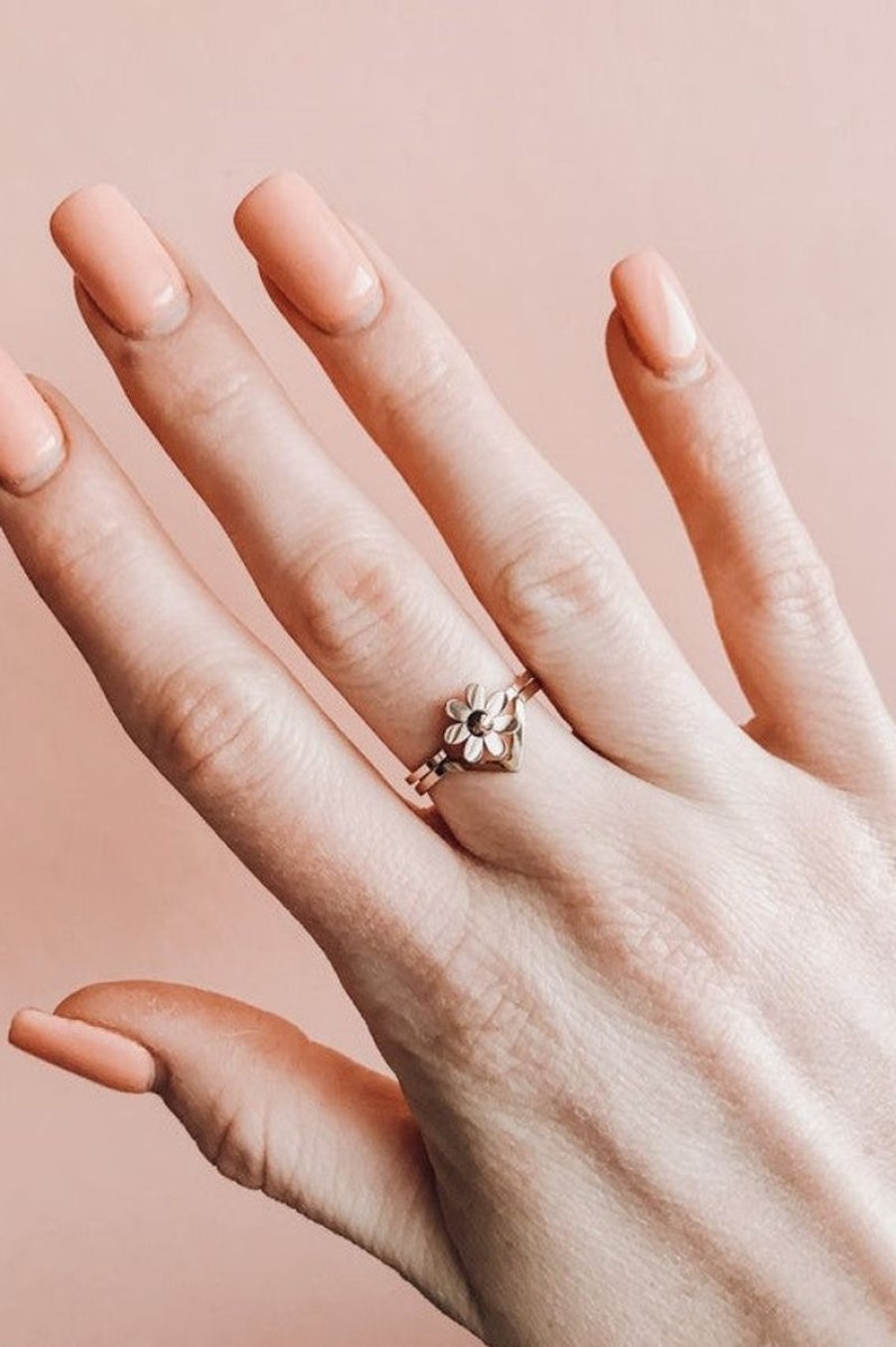 Women Willow Collective Jewellery | Chevron Stacker Ring