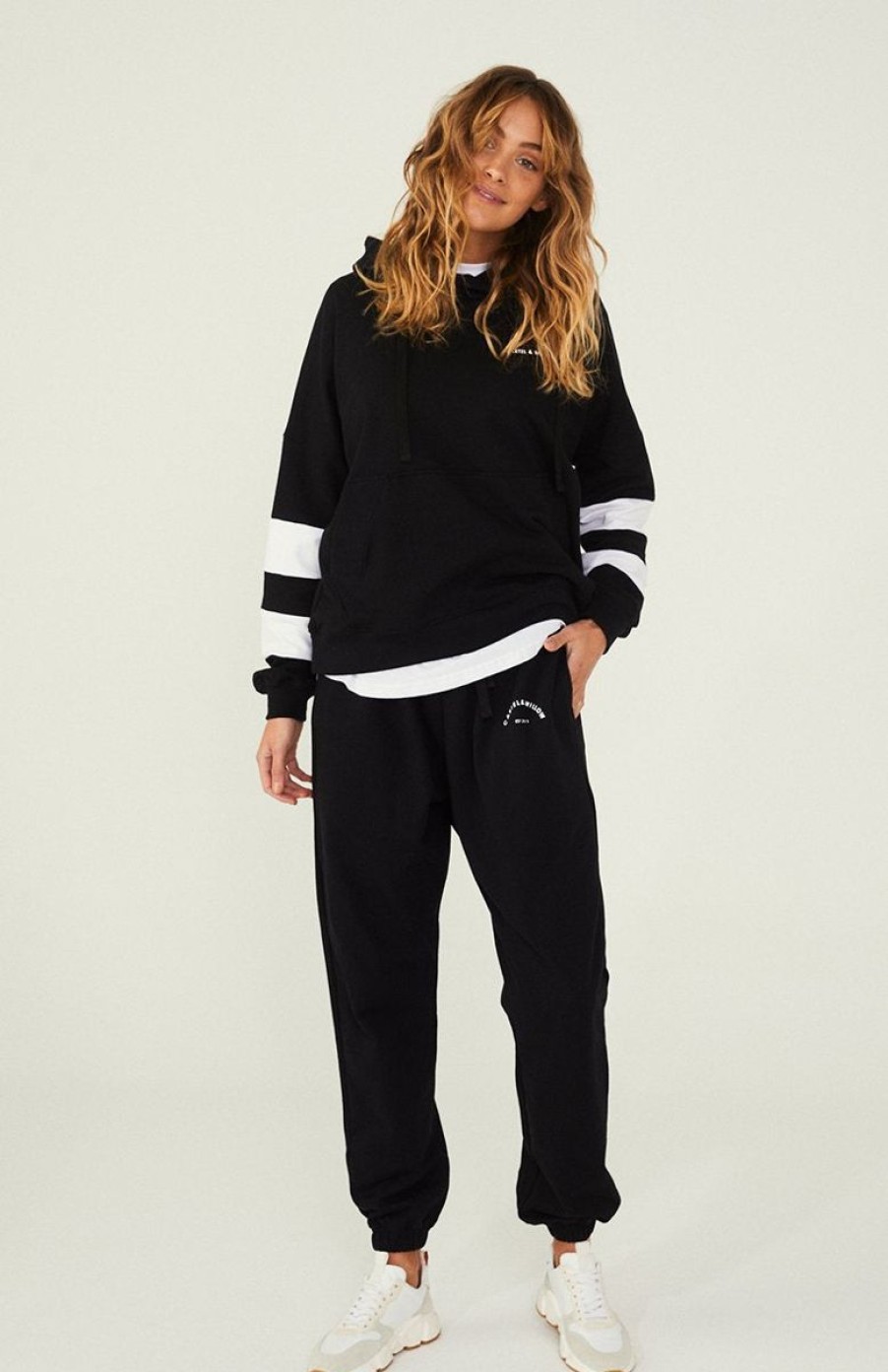 Women Cartel & Willow Activewear | Hattie Track Pant-Black